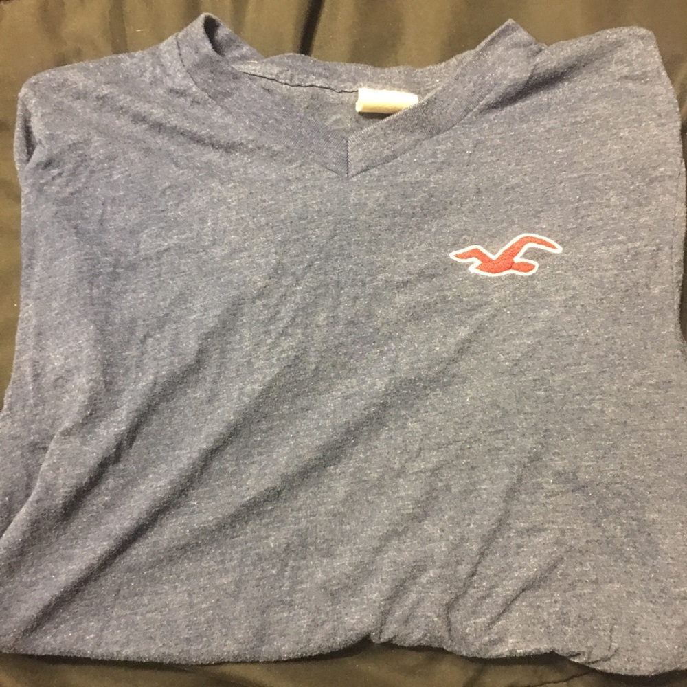 Hollister v-neck t shirt